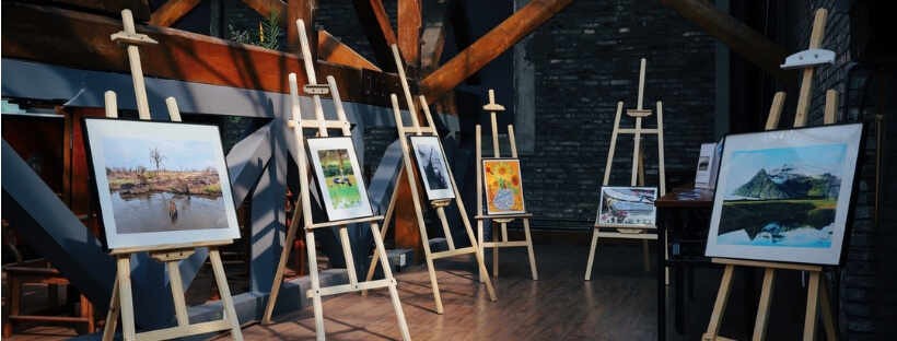 easels